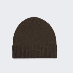 Guest in Residence Rib Cuff Beanie in Chesnut - NWT!